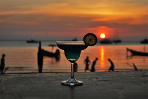 Sex on the beach: niet alleen cocktail in Gambia